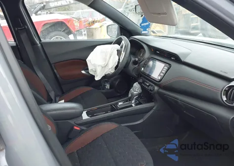 2022 Nissan Kicks Sr Xtronic Cvt из США, поврежденный, VIN 3N1CP5DV4NL516354